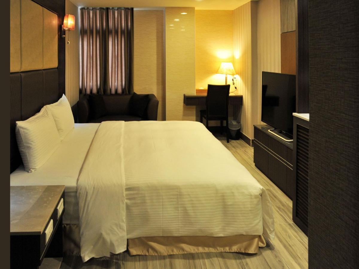 Maple Hotel Second Branch Tainan Luaran gambar