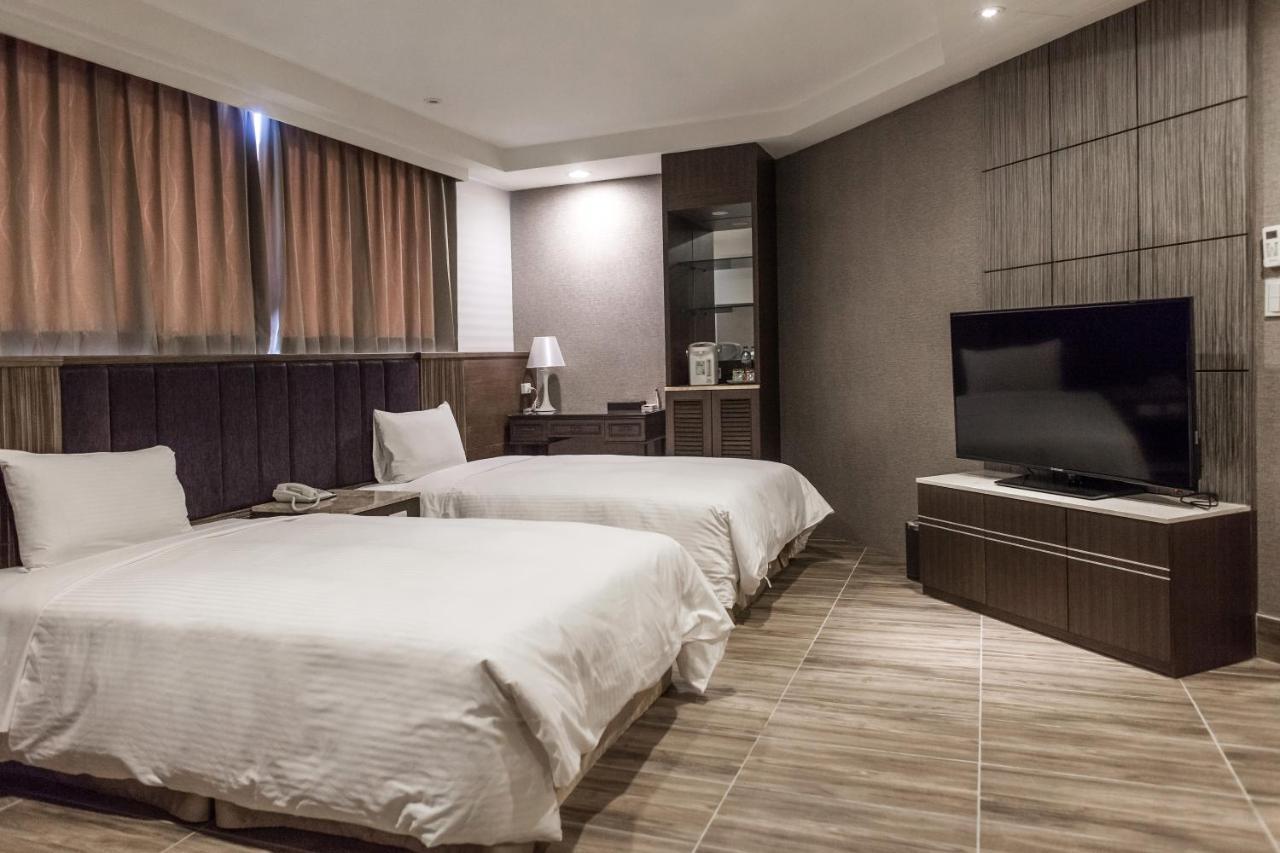 Maple Hotel Second Branch Tainan Luaran gambar